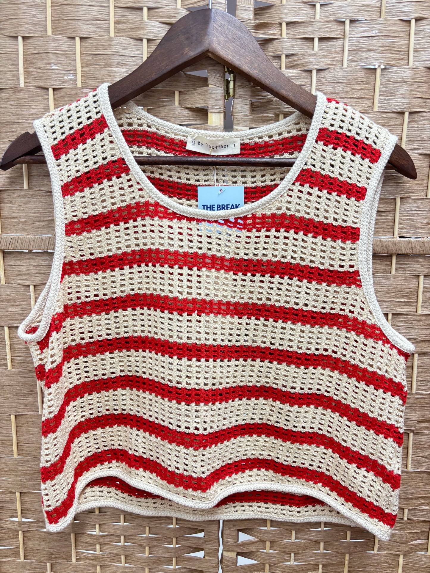 Red Striped Driftwood Tank