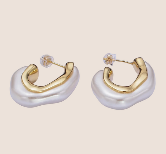 Not Your Mother’s Pearls Earrings